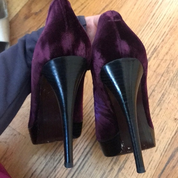 Stuart weitzman / maroon velvet high heels - Picture 5 of 6